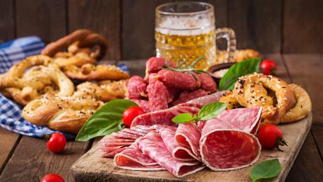 Delicious Charcuterie and Beer Spread for Food Lovers wallpaper