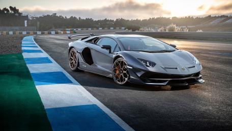 Sleek Lamborghini Aventador on the Track wallpaper