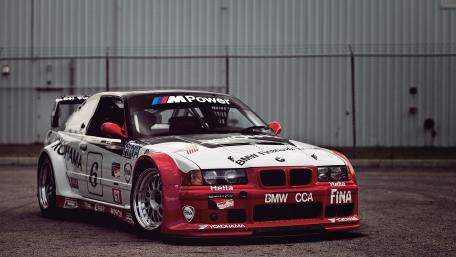 Racing Spirit Captured in Motion wallpaper