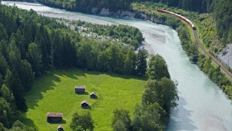 Serene Landscapes of Tranquil Nature Journey wallpaper