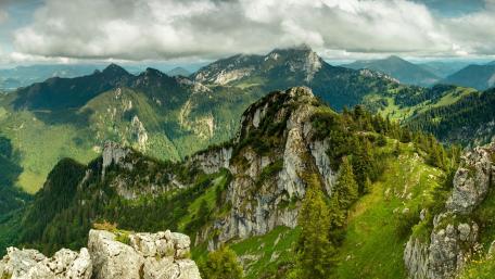 Majestic Mountain Landscapes and Serene Skies wallpaper