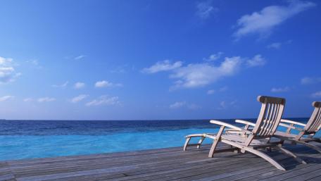 Tranquil Moments by the Ocean wallpaper