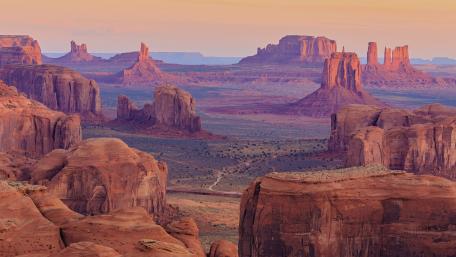 Majestic Desert Landscapes at Sunset wallpaper