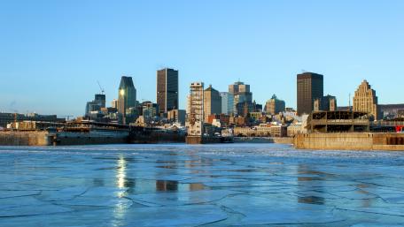 Frozen Beauty of the Cityscape wallpaper