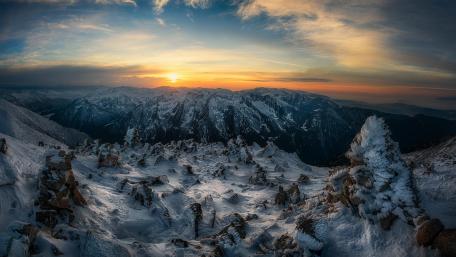 Majestic Snowy Mountain Sunrise View wallpaper