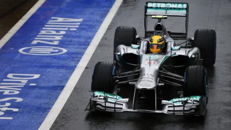 Exciting Formula One Racing Action wallpaper