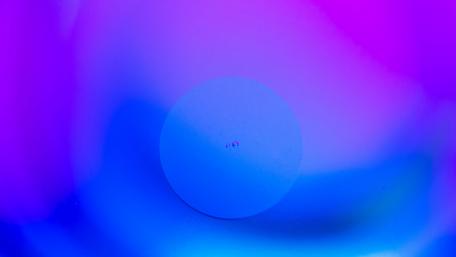 Vibrant Waves of Colorful Abstraction wallpaper
