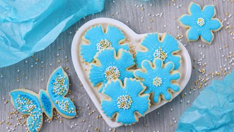Sweet Delights in a Romantic Setting wallpaper