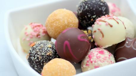 Delicious Assortment of Chocolate Truffles wallpaper