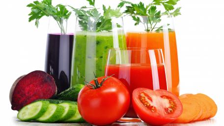 Vibrant Healthy Juices and Fresh Produce Showcase wallpaper