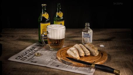 Delicious Pairing of Snacks and Drinks for a Perfect Evening wallpaper