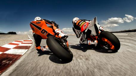High-Speed Motorcycle Racing Thrill wallpaper