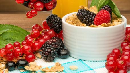 Vibrant Berry Breakfast Bowl Wallpaper wallpaper