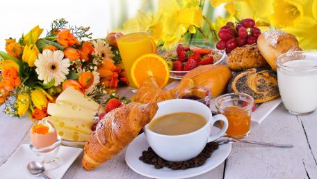 Delicious Morning Feast in Vibrant Colors wallpaper