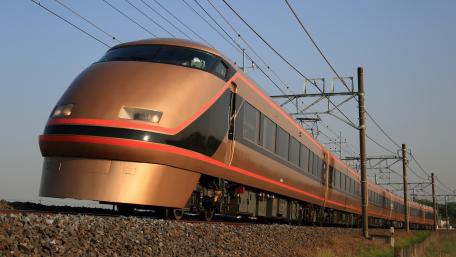 Sleek Modern Train in 4K Resolution wallpaper