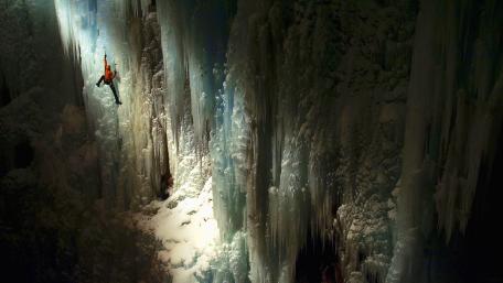 Ice climbing wallpaper
