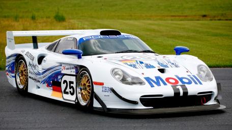 Porsche 911 GT1 wallpaper
