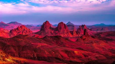Stunning Red Mountains at Dusk wallpaper