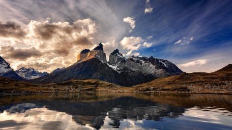 Majestic Mountain Reflections in Nature's Canvas wallpaper