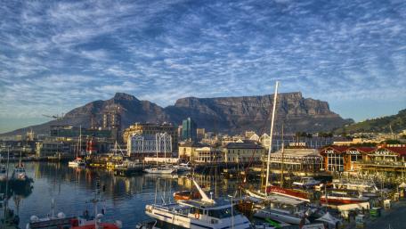 Stunning View of Cape Town's Waterfront and Table Mountain wallpaper