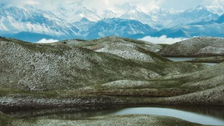 Serene Mountains and Tranquil Valleys Wallpaper wallpaper