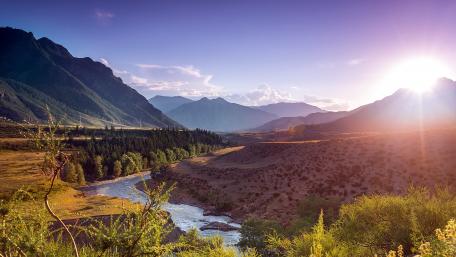 Serene River Valley at Sunrise wallpaper