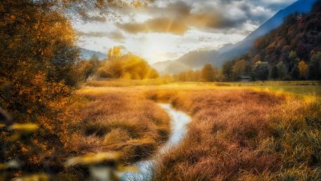 Tranquil Autumn Valley Landscape in Serenity wallpaper