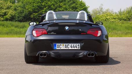 Sleek Black BMW Z4 Roadster Wallpaper wallpaper