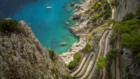 Winding Pathway by the Serene Coastline wallpaper