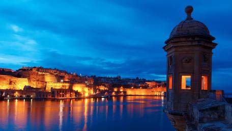 Enchanting City of Valletta at Dusk wallpaper