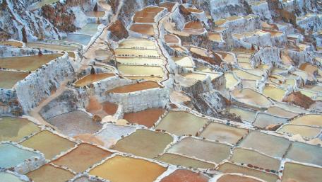 Stunning Patterns of Salineras de Maras wallpaper