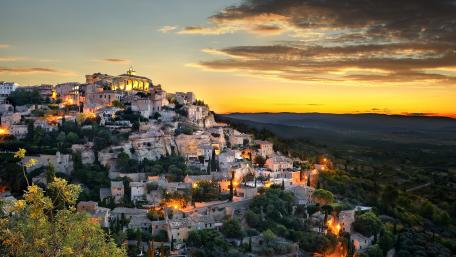 Enchanting Hilltop Village at Dusk wallpaper