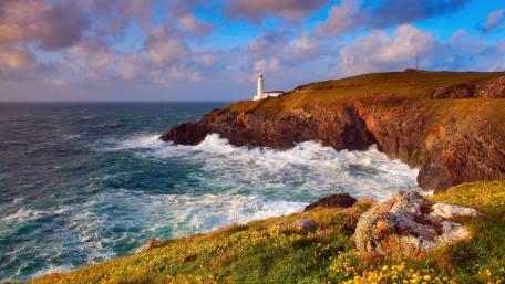 Coastal Serenity in Vibrant Colors wallpaper