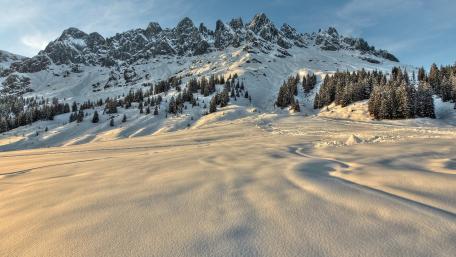 Majestic Snow-Capped Mountain Landscape wallpaper