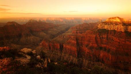 Majestic Canyon Sunset View wallpaper