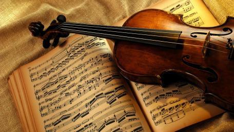 Elegant Violin and Sheet Music Artistry wallpaper