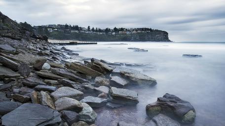 Serene Coastal Landscape at Dusk wallpaper