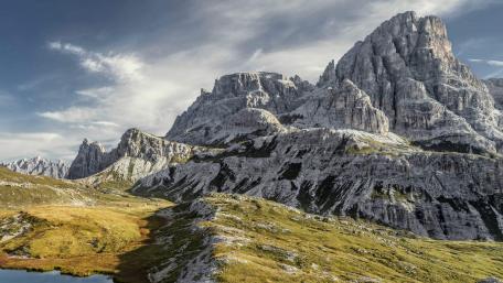 Majestic Mountain Landscape with Serene Lake View wallpaper