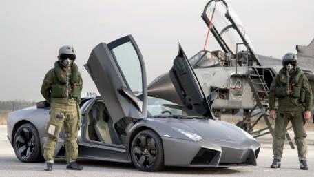 Futuristic Luxury Meets Aerodynamics in Action wallpaper