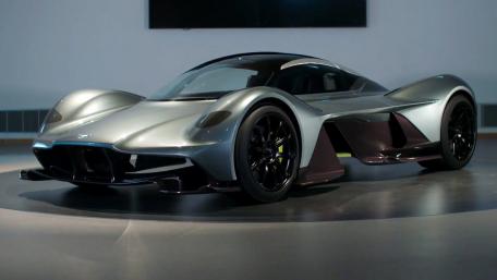 Futuristic Supercar Design Wallpaper wallpaper