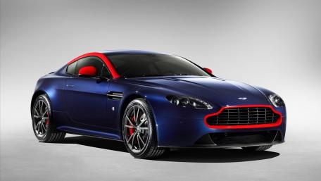 Sleek Aston Martin Sports Car Wallpaper wallpaper