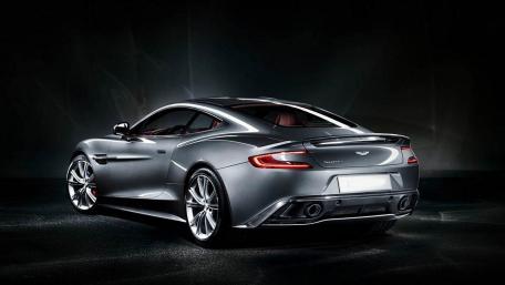 Sleek Aston Martin in Dynamic Lighting wallpaper