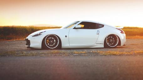 Nissan 370Z wallpaper