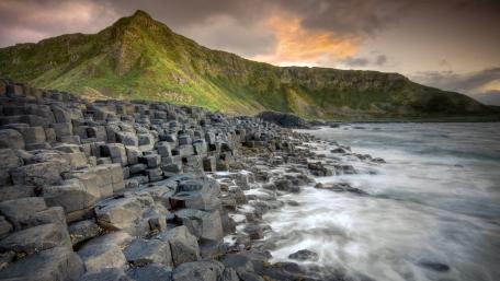 Majestic Basalt Columns of Giant's Causeway wallpaper