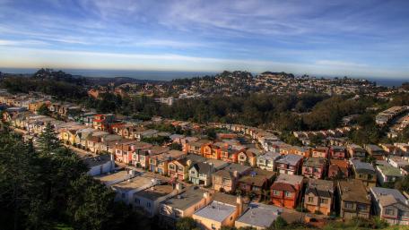 Vibrant Urban Landscape in Sunny San Francisco wallpaper