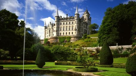 Dunrobin Castle wallpaper