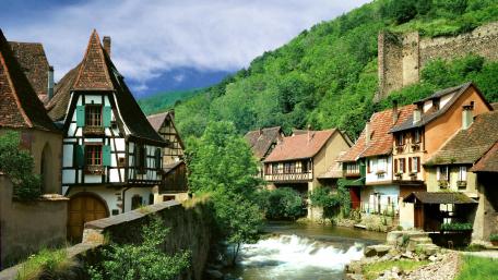 Charming Village by the River in the Countryside wallpaper