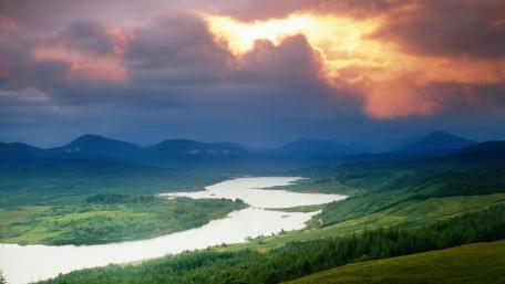 Serene Landscape at Sunset Glow wallpaper