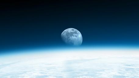 Celestial Serenity Awaits in the Night Sky wallpaper