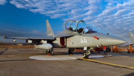 Military Aircraft in Dawn Light wallpaper